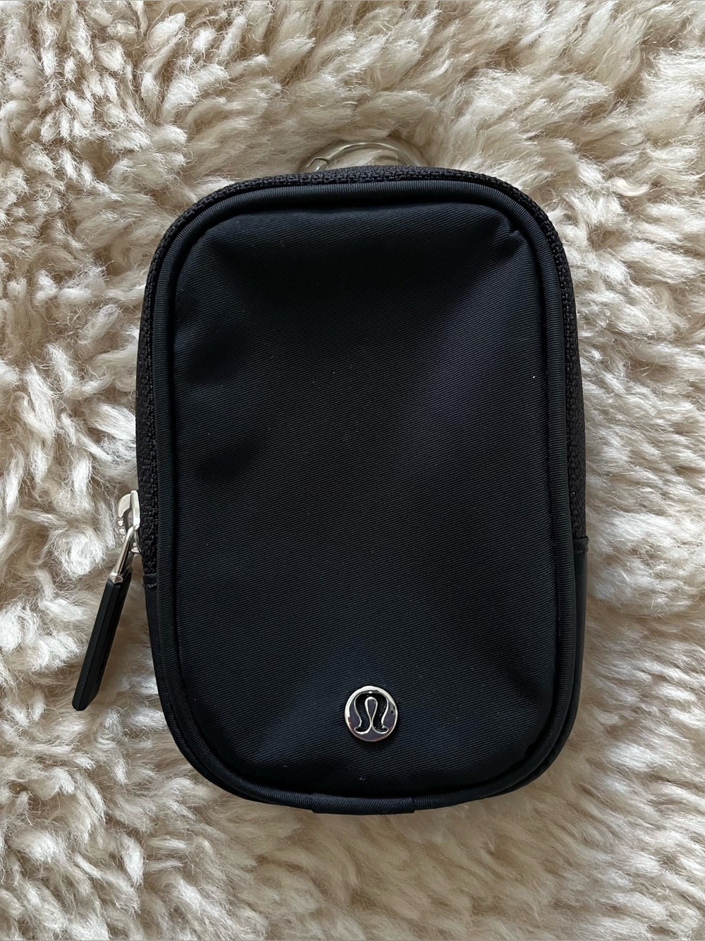 Lululemon Clippable Nano Pouch